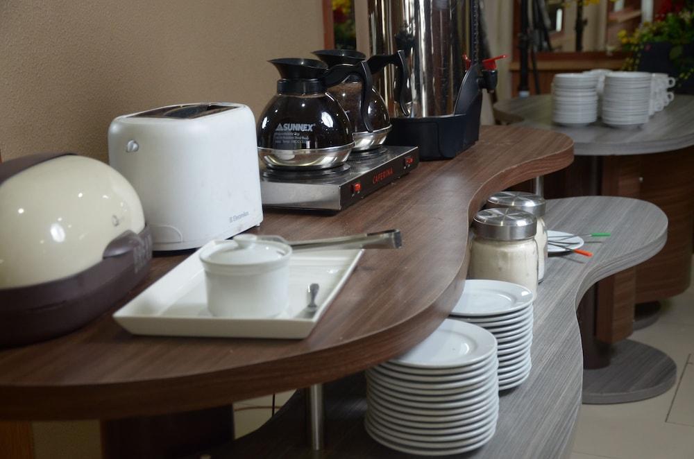 Hyper Inn Bandung Dış mekan fotoğraf